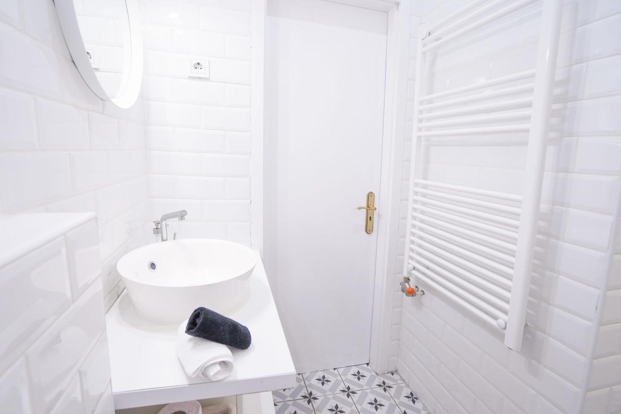 Venus - Paulay Ede I Apartment *